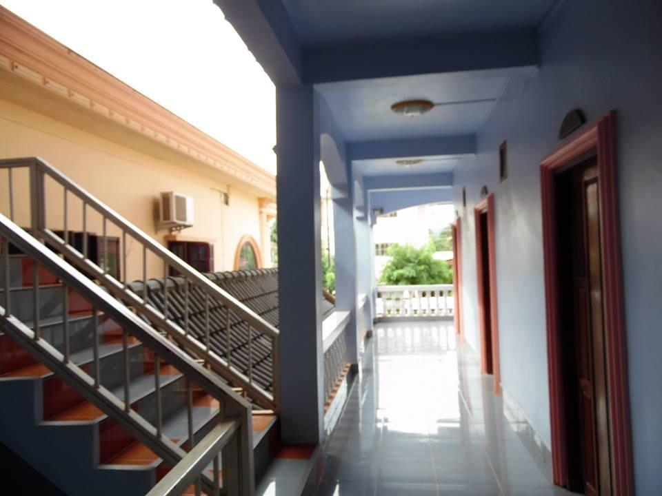 Viengsavanh Guesthouse Vang Vieng Buitenkant foto