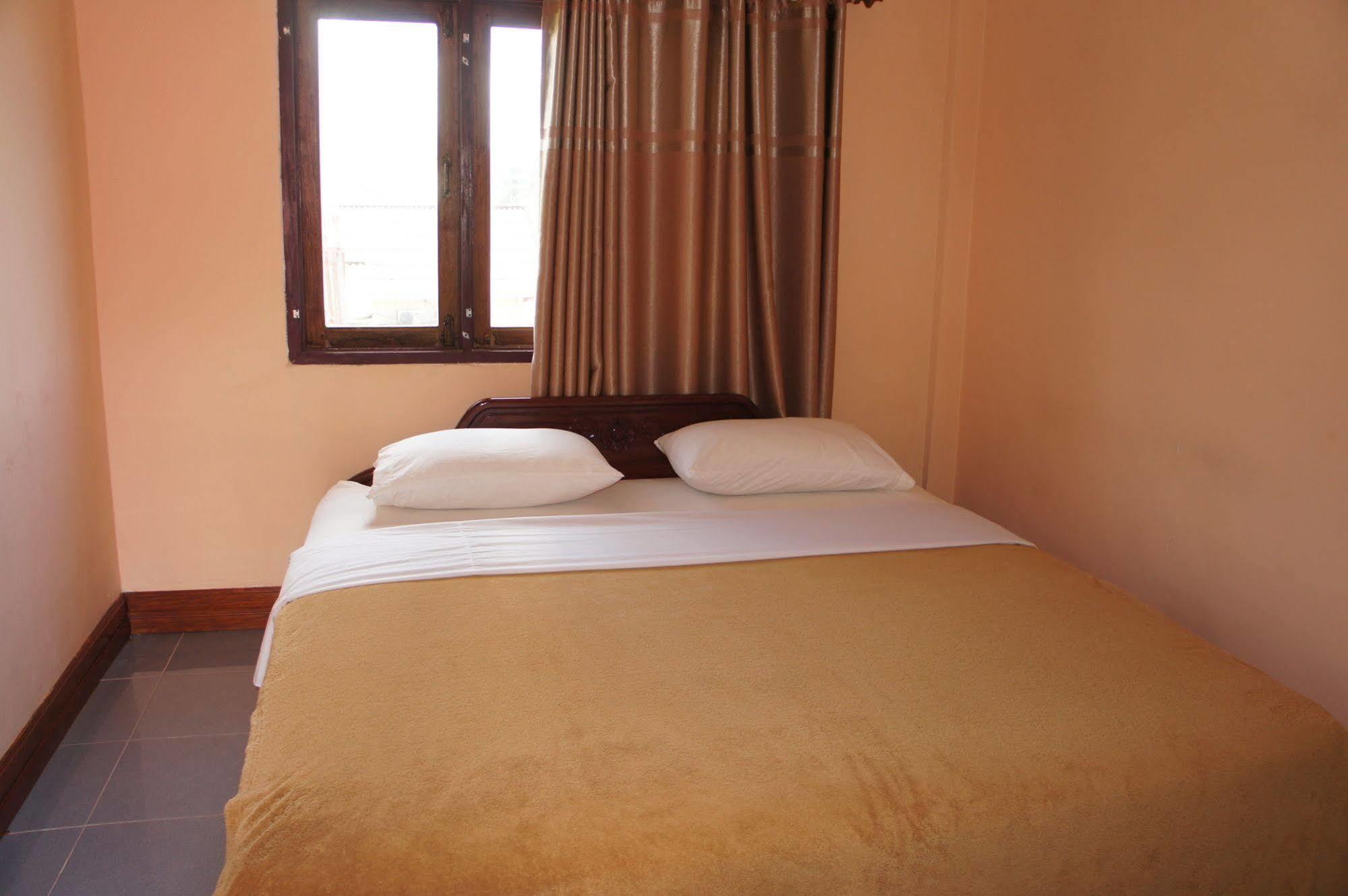 Viengsavanh Guesthouse Vang Vieng Buitenkant foto