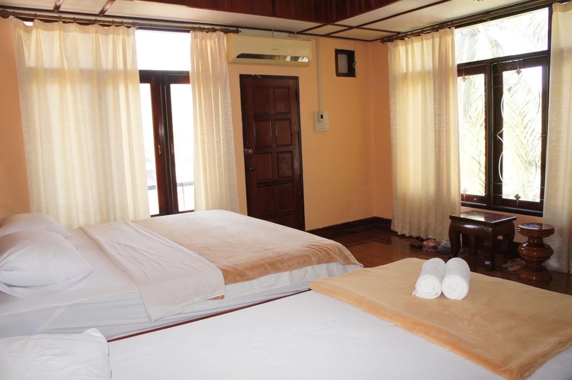 Viengsavanh Guesthouse Vang Vieng Buitenkant foto
