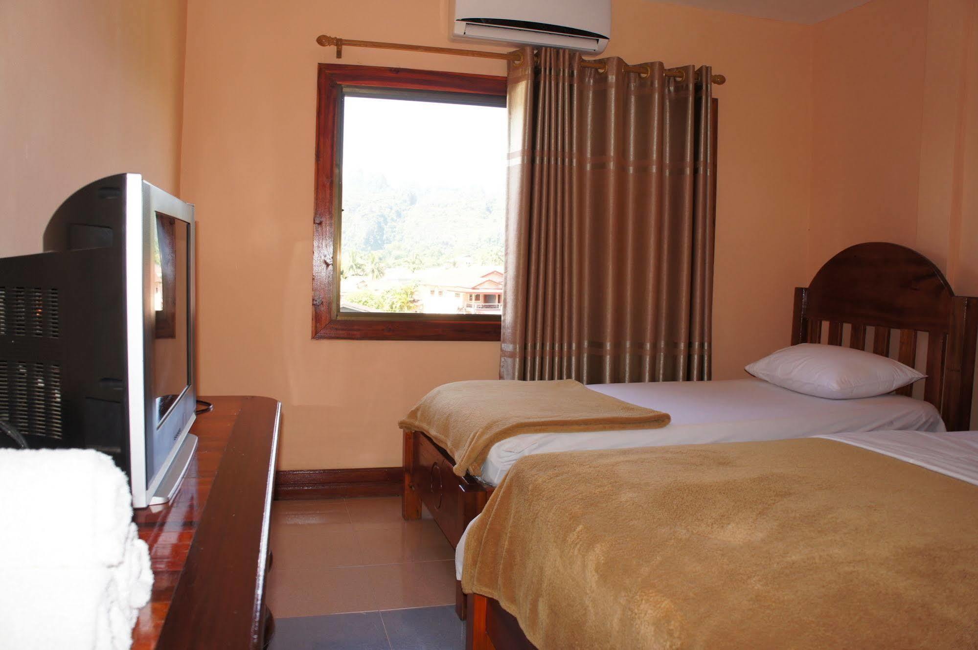 Viengsavanh Guesthouse Vang Vieng Buitenkant foto