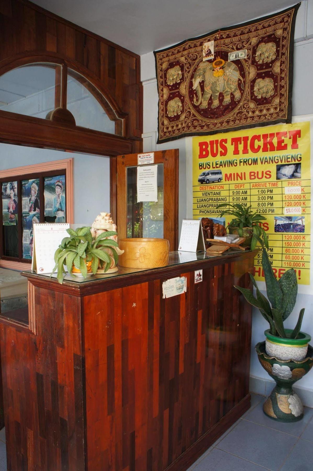 Viengsavanh Guesthouse Vang Vieng Buitenkant foto